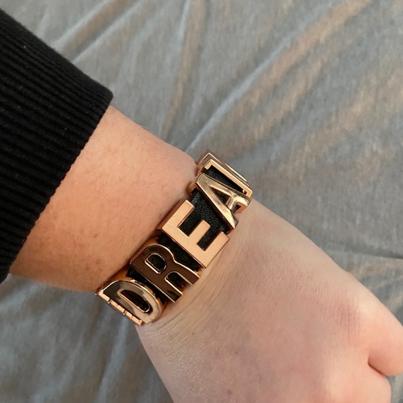 Bracelets - Picture 4 of 4